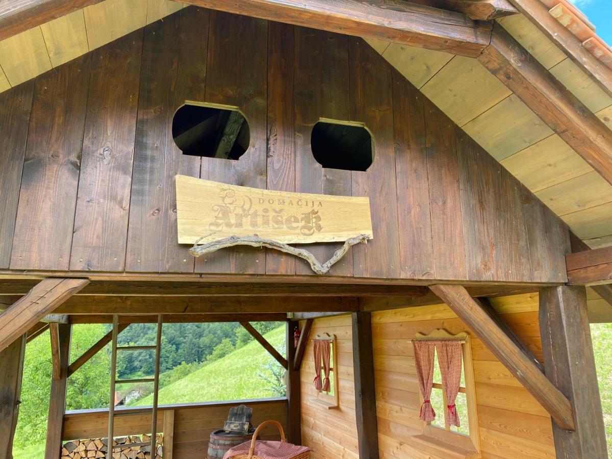 Willa Wooden Hut At Tourist Farm Artisek Store Zewnętrze zdjęcie